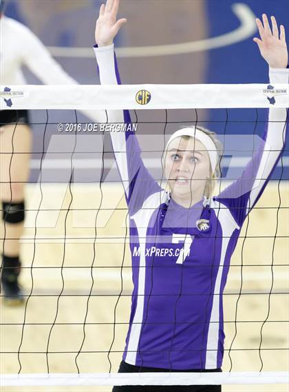 Thumbnail 1 in Sierra vs. Minarets (CIF D4 Central Section Championship) photogallery.