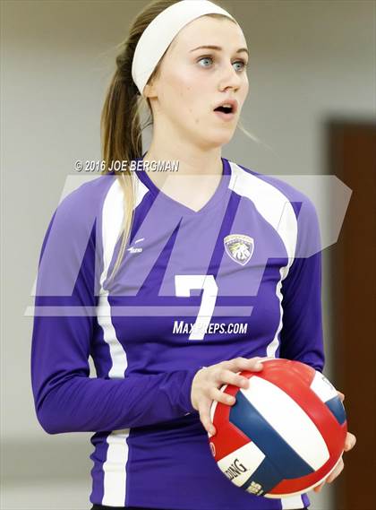 Thumbnail 1 in Sierra vs. Minarets (CIF D4 Central Section Championship) photogallery.