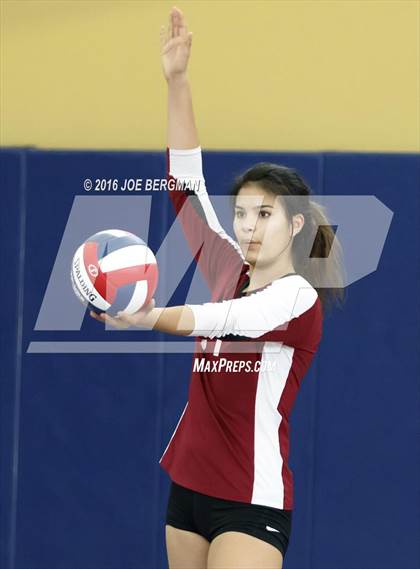 Thumbnail 1 in Sierra vs. Minarets (CIF D4 Central Section Championship) photogallery.