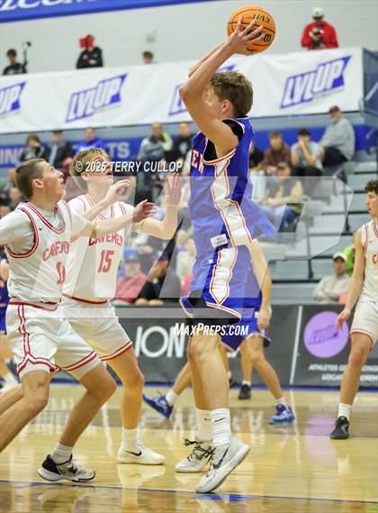 Thumbnail 3 in American Fork vs. Timpview (5 for the Fight Hoopfest) photogallery.