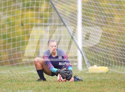 Thumbnail 3 in Bishop Ludden vs Manlius Pebble Hill photogallery.