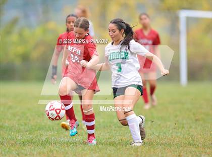Thumbnail 3 in Bishop Ludden vs Manlius Pebble Hill photogallery.