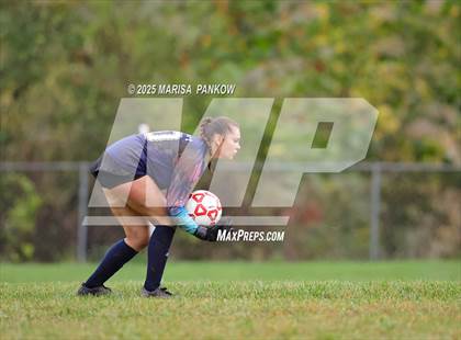 Thumbnail 2 in Bishop Ludden vs Manlius Pebble Hill photogallery.