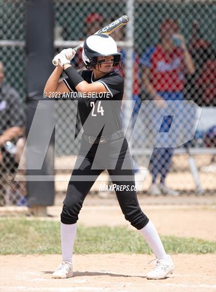 Thumbnail 1 in Los Alamitos vs. Foothill photogallery.