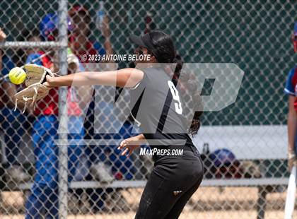 Thumbnail 1 in Los Alamitos vs. Foothill photogallery.
