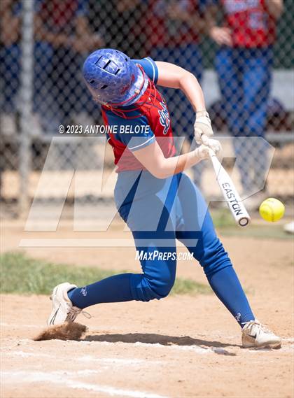 Thumbnail 1 in Los Alamitos vs. Foothill photogallery.