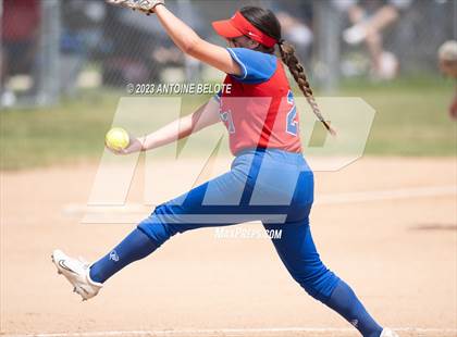 Thumbnail 2 in Los Alamitos vs. Foothill photogallery.