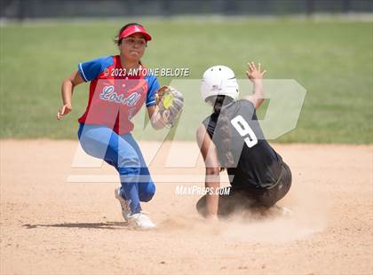 Thumbnail 3 in Los Alamitos vs. Foothill photogallery.