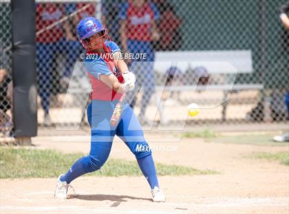 Thumbnail 3 in Los Alamitos vs. Foothill photogallery.