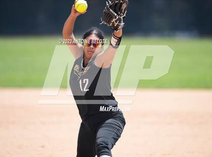 Thumbnail 1 in Los Alamitos vs. Foothill photogallery.