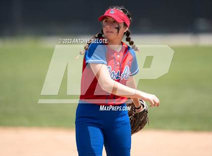 Thumbnail 3 in Los Alamitos vs. Foothill photogallery.