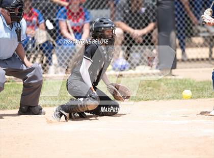 Thumbnail 1 in Los Alamitos vs. Foothill photogallery.