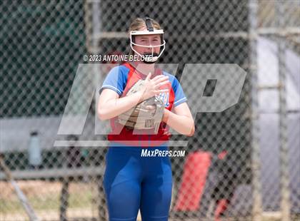Thumbnail 1 in Los Alamitos vs. Foothill photogallery.