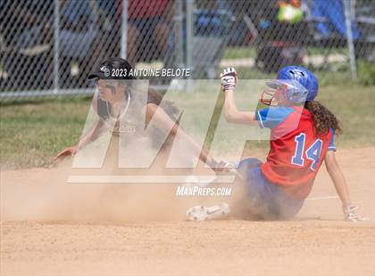 Thumbnail 1 in Los Alamitos vs. Foothill photogallery.