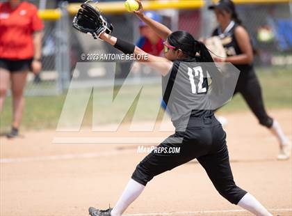 Thumbnail 2 in Los Alamitos vs. Foothill photogallery.