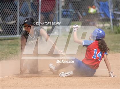 Thumbnail 2 in Los Alamitos vs. Foothill photogallery.