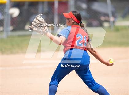 Thumbnail 2 in Los Alamitos vs. Foothill photogallery.