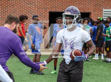 Thumbnail 1 in Haywood vs Pine Bluff (U of Memphis 7v7) photogallery.