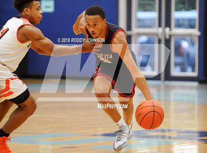 Thumbnail 2 in Fort Bend Bush vs Atascocita (McDonald's Texas Invitational) photogallery.