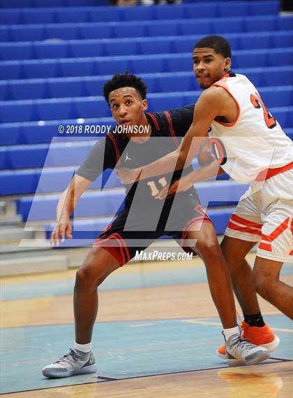 Thumbnail 2 in Fort Bend Bush vs Atascocita (McDonald's Texas Invitational) photogallery.