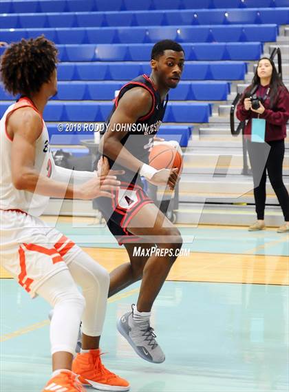 Thumbnail 3 in Fort Bend Bush vs Atascocita (McDonald's Texas Invitational) photogallery.