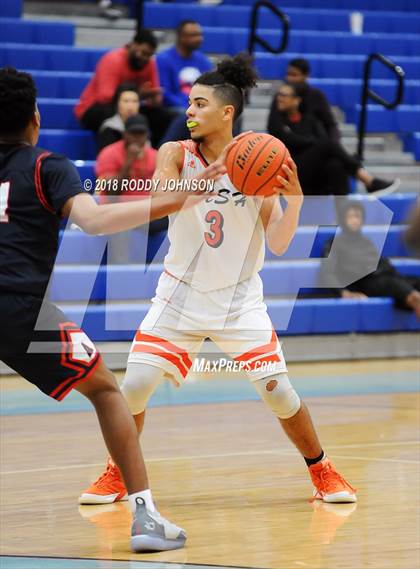 Thumbnail 3 in Fort Bend Bush vs Atascocita (McDonald's Texas Invitational) photogallery.