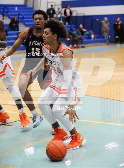 Thumbnail 3 in Fort Bend Bush vs Atascocita (McDonald's Texas Invitational) photogallery.