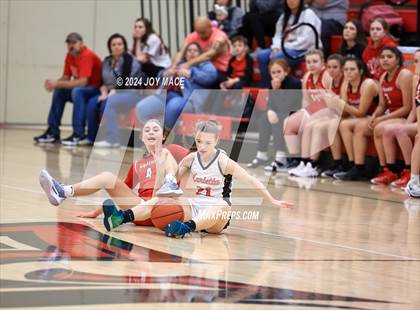 Thumbnail 2 in Marietta vs. Logan Elm photogallery.