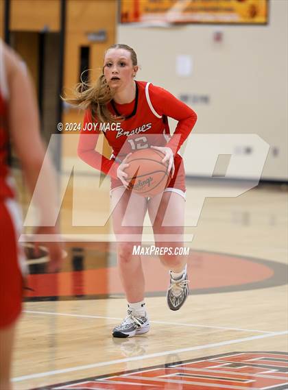 Thumbnail 2 in Marietta vs. Logan Elm photogallery.