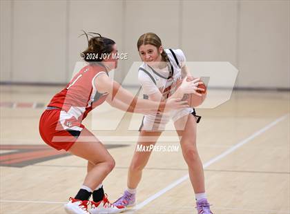 Thumbnail 1 in Marietta vs. Logan Elm photogallery.