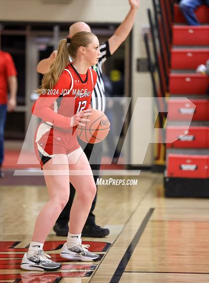 Thumbnail 2 in Marietta vs. Logan Elm photogallery.