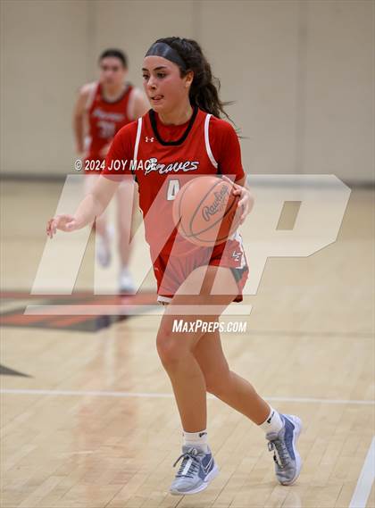Thumbnail 2 in Marietta vs. Logan Elm photogallery.