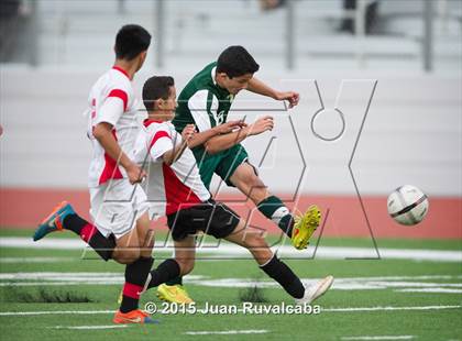 Thumbnail 3 in Damien vs. Pomona photogallery.