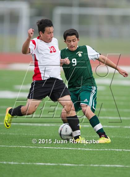 Thumbnail 3 in Damien vs. Pomona photogallery.
