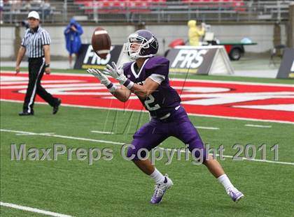 Thumbnail 1 in St. Xavier vs. Pickerington Central (Kirk Herbstreit National Kickoff Classic) photogallery.