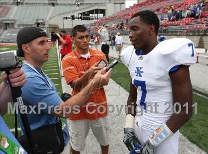 Thumbnail 2 in St. Xavier vs. Pickerington Central (Kirk Herbstreit National Kickoff Classic) photogallery.