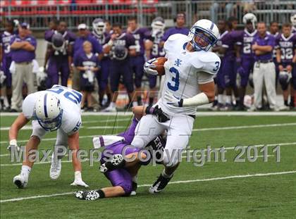 Thumbnail 3 in St. Xavier vs. Pickerington Central (Kirk Herbstreit National Kickoff Classic) photogallery.