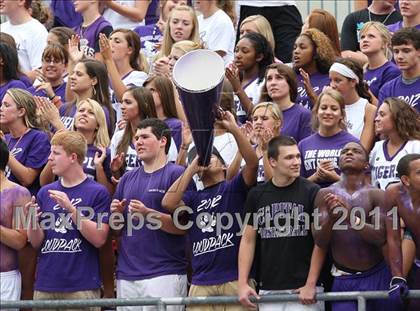 Thumbnail 2 in St. Xavier vs. Pickerington Central (Kirk Herbstreit National Kickoff Classic) photogallery.