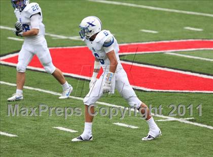 Thumbnail 2 in St. Xavier vs. Pickerington Central (Kirk Herbstreit National Kickoff Classic) photogallery.