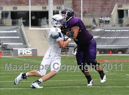Thumbnail 2 in St. Xavier vs. Pickerington Central (Kirk Herbstreit National Kickoff Classic) photogallery.