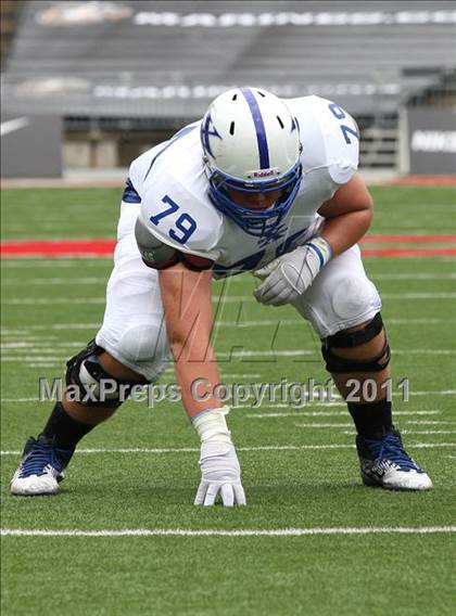 Thumbnail 2 in St. Xavier vs. Pickerington Central (Kirk Herbstreit National Kickoff Classic) photogallery.