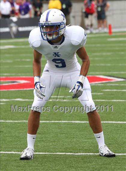 Thumbnail 1 in St. Xavier vs. Pickerington Central (Kirk Herbstreit National Kickoff Classic) photogallery.