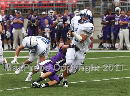 Thumbnail 2 in St. Xavier vs. Pickerington Central (Kirk Herbstreit National Kickoff Classic) photogallery.