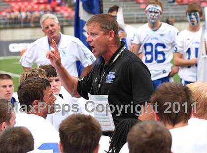 Thumbnail 2 in St. Xavier vs. Pickerington Central (Kirk Herbstreit National Kickoff Classic) photogallery.