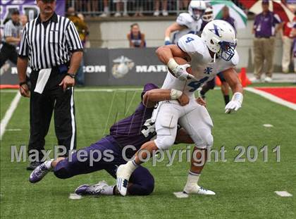 Thumbnail 2 in St. Xavier vs. Pickerington Central (Kirk Herbstreit National Kickoff Classic) photogallery.