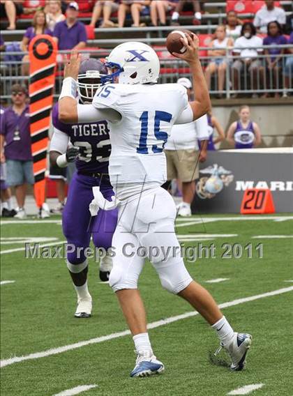 Thumbnail 1 in St. Xavier vs. Pickerington Central (Kirk Herbstreit National Kickoff Classic) photogallery.