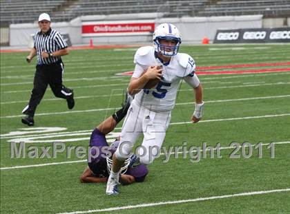 Thumbnail 3 in St. Xavier vs. Pickerington Central (Kirk Herbstreit National Kickoff Classic) photogallery.