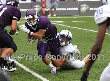 Thumbnail 1 in St. Xavier vs. Pickerington Central (Kirk Herbstreit National Kickoff Classic) photogallery.