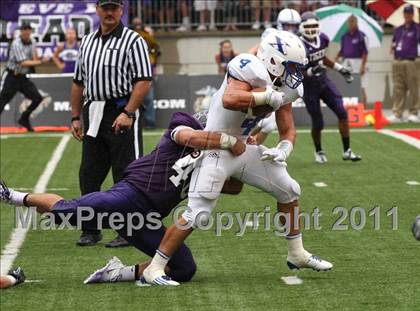 Thumbnail 1 in St. Xavier vs. Pickerington Central (Kirk Herbstreit National Kickoff Classic) photogallery.