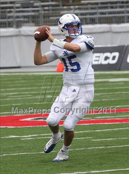 Thumbnail 2 in St. Xavier vs. Pickerington Central (Kirk Herbstreit National Kickoff Classic) photogallery.